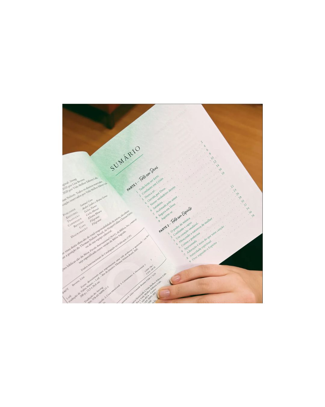 Forte | Devocionais Para Uma Vida Poderosa e Apaixonada | Lisa Bevere