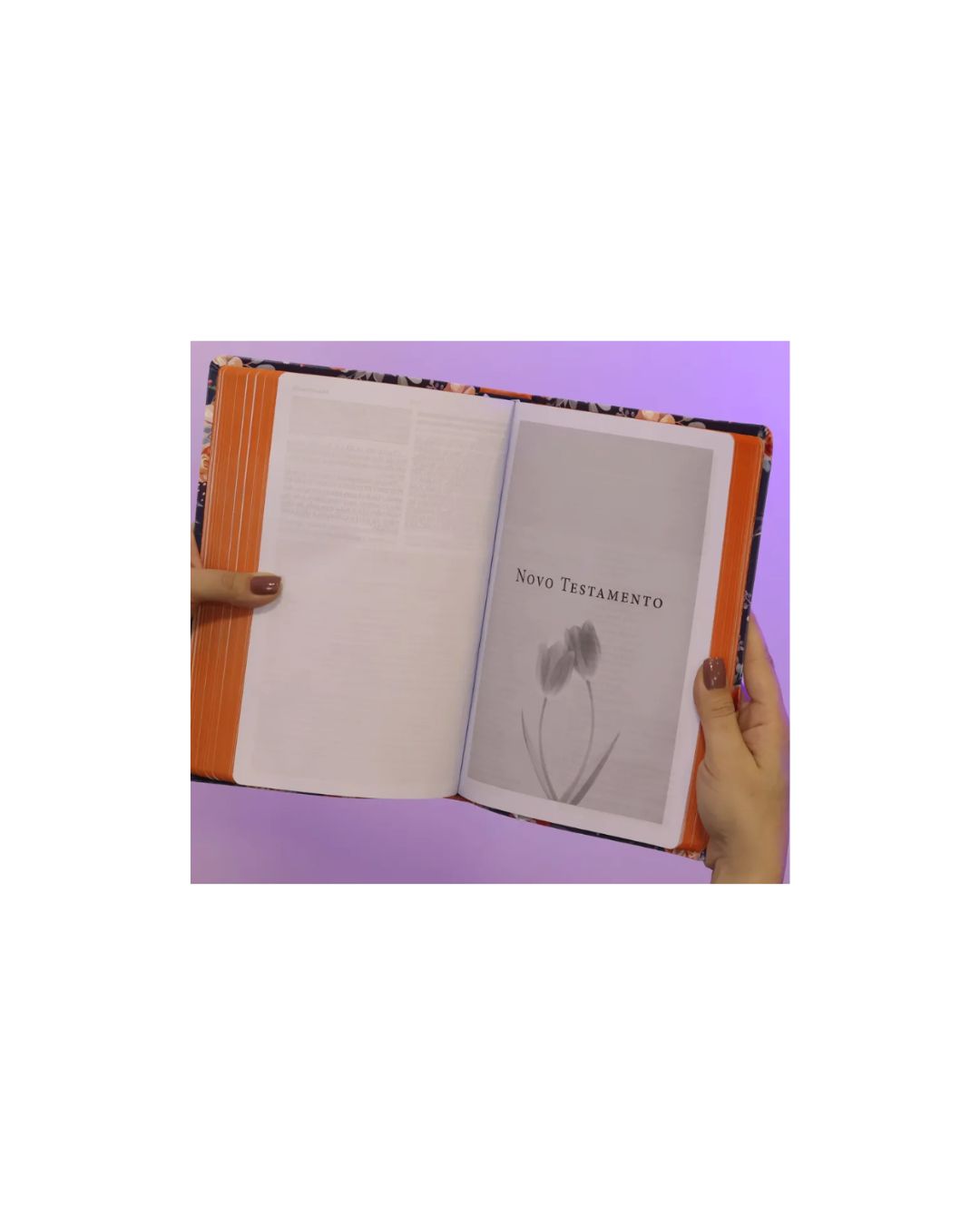 Bíblia da Mulher de Fé | NVI | Letra Grande | Capa Couro Soft Flor