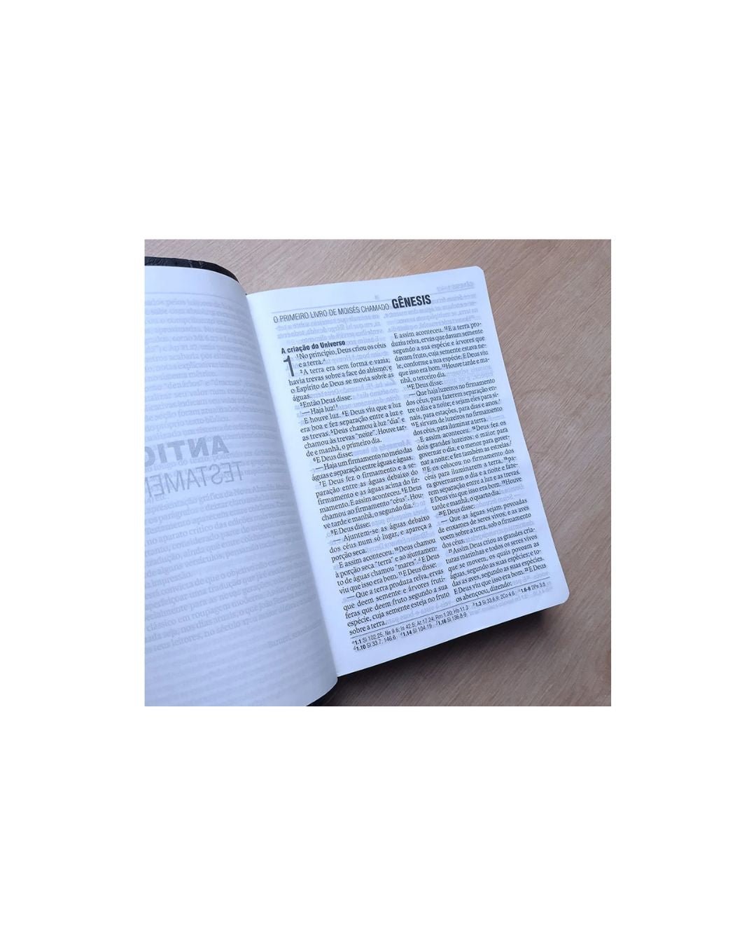 Bíblia Sagrada | NAA | Letra Gigante | Capa Couro Legítimo Preta
