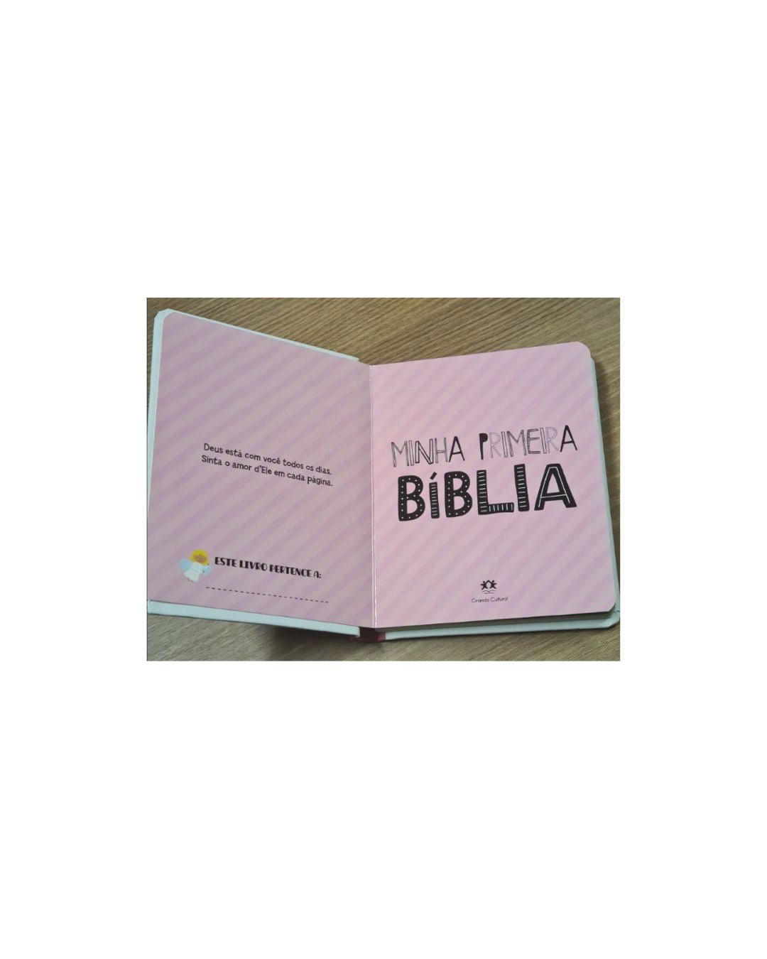 Minha Primeira Bíblia para Meninas | Capa almofadada | Ciranda Cultural