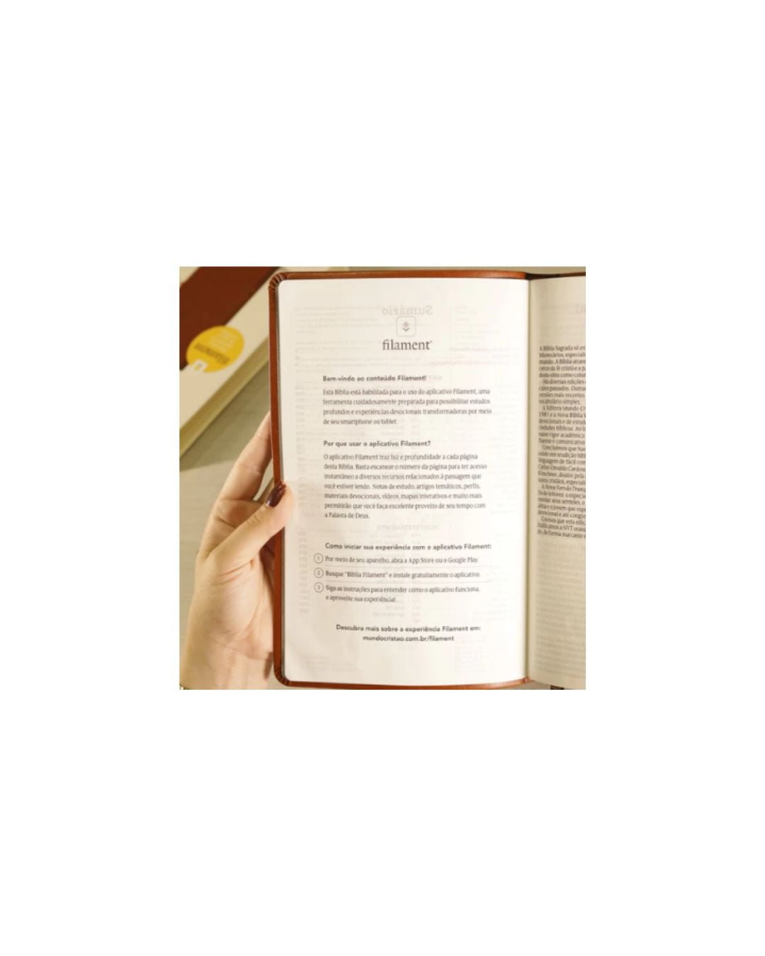 Bíblia Slim Filament | NVT | Letra Grande | Capa Couro Sintético Preto
