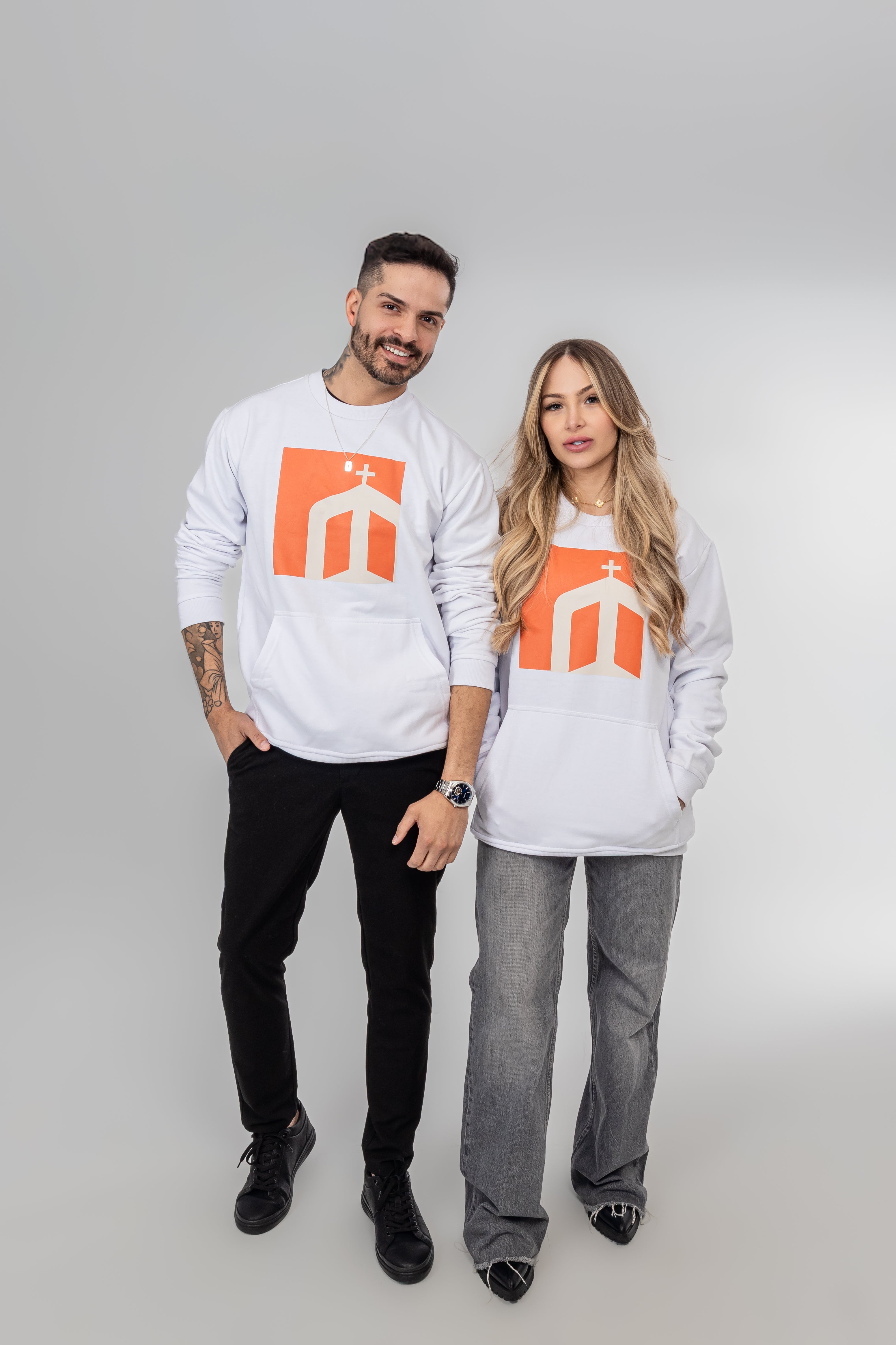 Orange Logo | Sweatshirt with kangaroo pocket