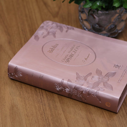 Bíblia de Estudos e Sermões de C. H. Spurgeon | NVT | Capa Rosé